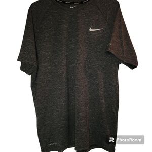 NWT Nike Swim Men's Dri-Fit Tee-Shirt Size Large Gray
